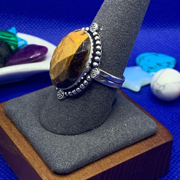 Stunning Faceted Tiger’s Eye Ring! .925 Sterling Silver Plated, Size 9.25 - Picture 3 of 9
